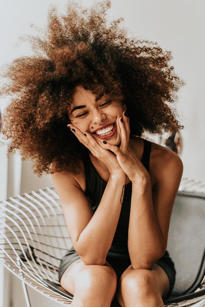 Zähne bleichen – so einfach funktioniert Zahnbleaching - Wondersmile GmbH